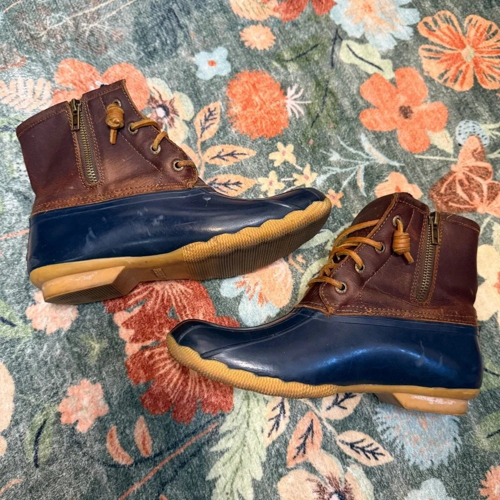 Sperry Saltwater Duck Boots Navy Brown Waterproof Leather STS91175 Womens 9